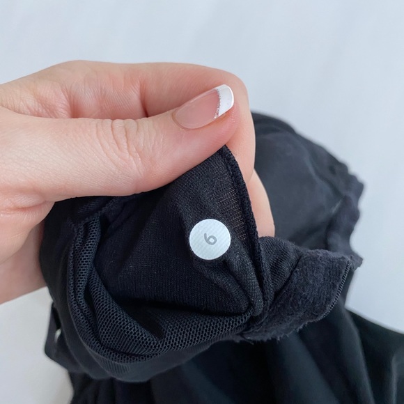 Lululemon Size 6 Black Strappy Dance Tank - Picture 6 of 6